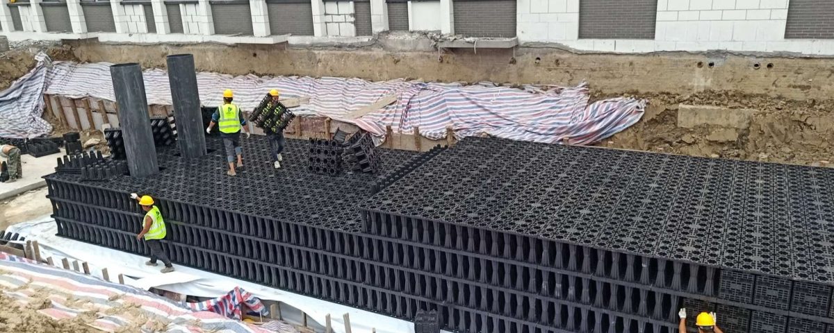 浙江师范大学附属嘉善实验学校初中部雨水收集施工5